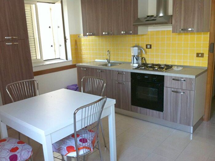 Appartamento quadrilocale in affitto in Via del Mare, Santa Eufemia Lamezia, Lamezia Terme