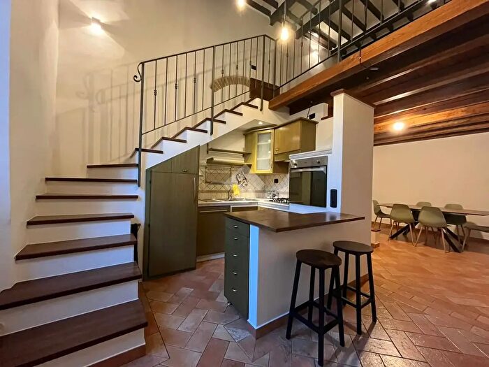 Appartamento trilocale in affitto in Via degli Archi, Amelia