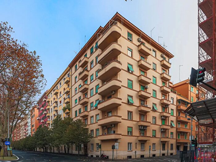 Appartamento quadrilocale in vendita in Circonvallazione Clodia, Roma