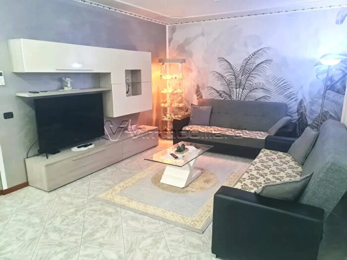 Casa con 7 locali in vendita in Via De Gaspari, Noventa Vicentina