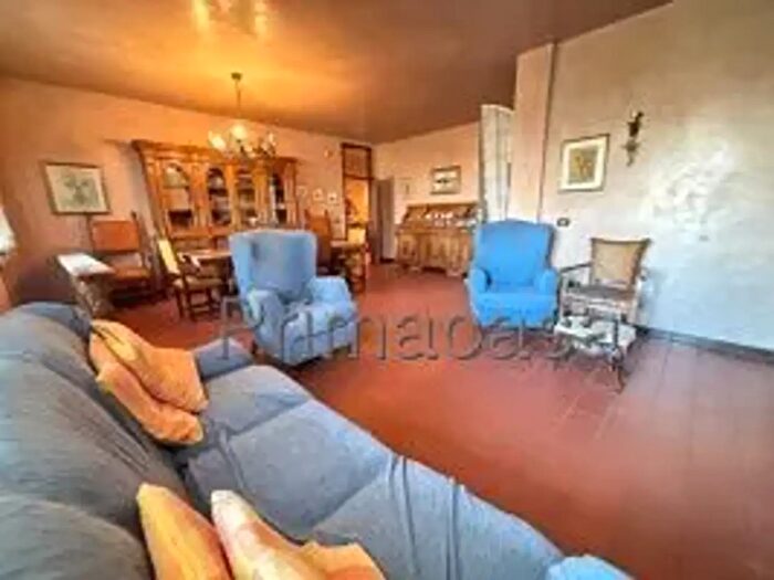 Appartamento con 8 locali in affitto in Via Pistore, Sanguinetto