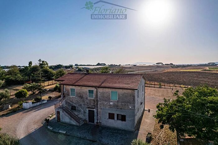 Casa con 8 locali in vendita in Strada del Tirreno, Montalto Di Castro