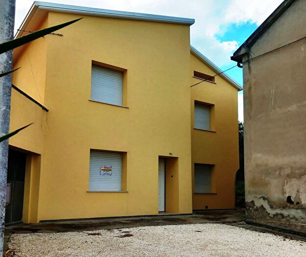 Casa quadrilocale in vendita in Castelfidardo