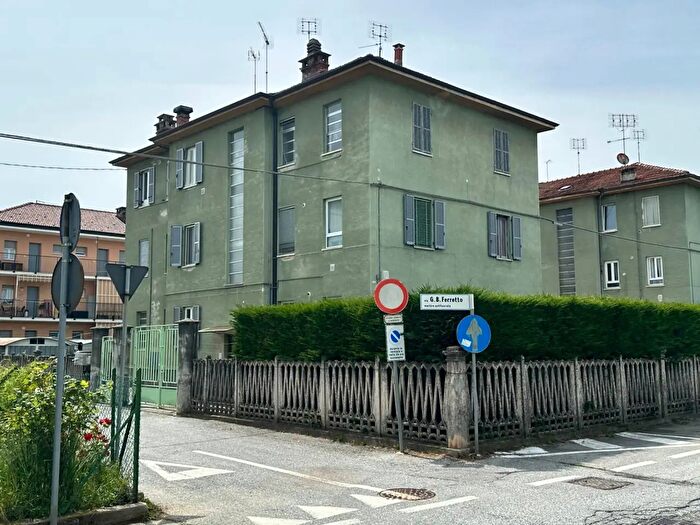 Appartamento trilocale in vendita in Via Ferretto, Mondovi