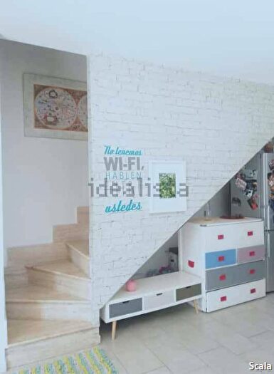 Appartamento trilocale in affitto in Via Montegioco, Piana del Sole, Roma