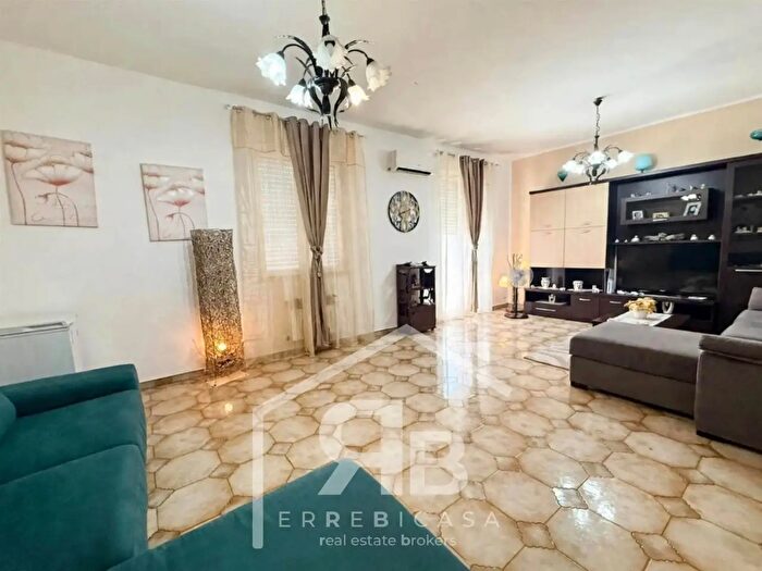 Appartamento quadrilocale in vendita in Via Alcione, Palermo