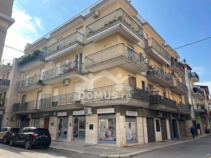 Appartamento trilocale in vendita in Via Giosuè Carducci, Andria