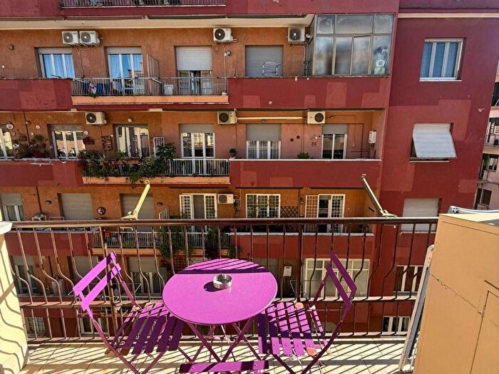 Appartamento quadrilocale in affitto in Via Edoardo Jenner, Colli Portuensi Casaletto, Roma