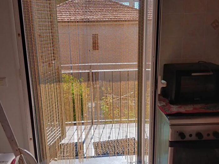 Appartamento trilocale in vendita in Via Littardi, Imperia