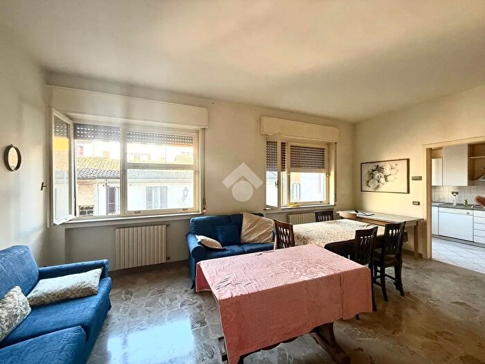 Appartamento trilocale in vendita in Via Risorgimento, Fiorenzuola DArda