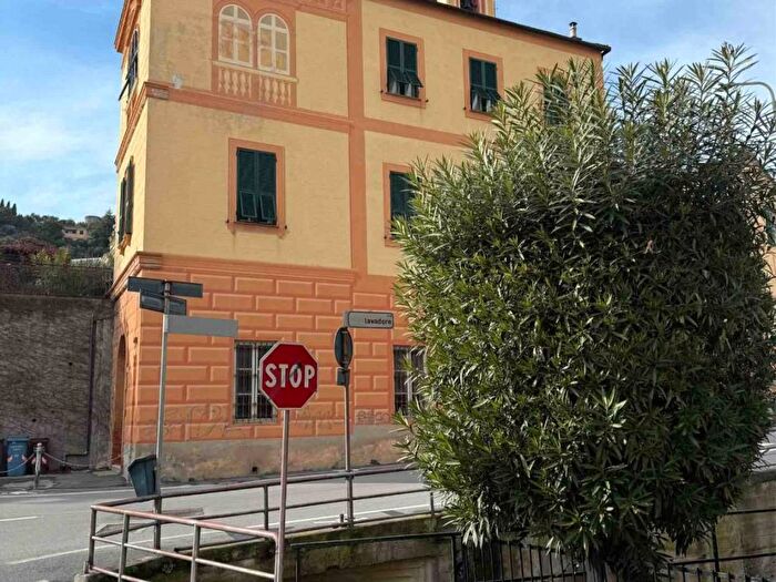 Appartamento con 6 locali in affitto in Via Giuseppe Verdi, Celle Ligure Pecorile, Celle Ligure