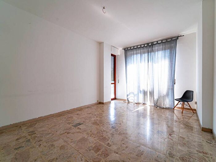 Appartamento trilocale in affitto in Via Azzone Visconti, Centro Storico, Monza