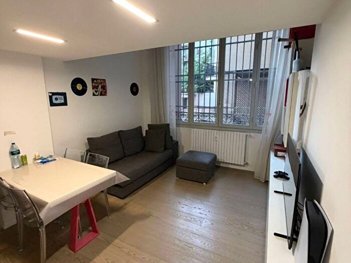 Appartamento bilocale in affitto in Viale Beatrice d'Este, Quadronno Crocetta, Milano