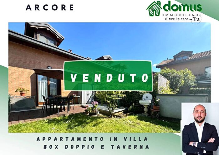 Appartamento trilocale in vendita in Via Giuseppe Cappellotto Arcore, Arcore
