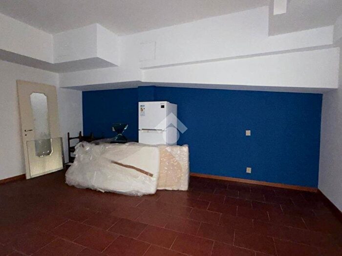 Appartamento monolocale in affitto in Viale della Libertà, Centro Storico, Pavia