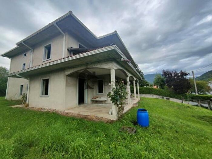 Casa con 5 locali in vendita in Sabbio Chiese