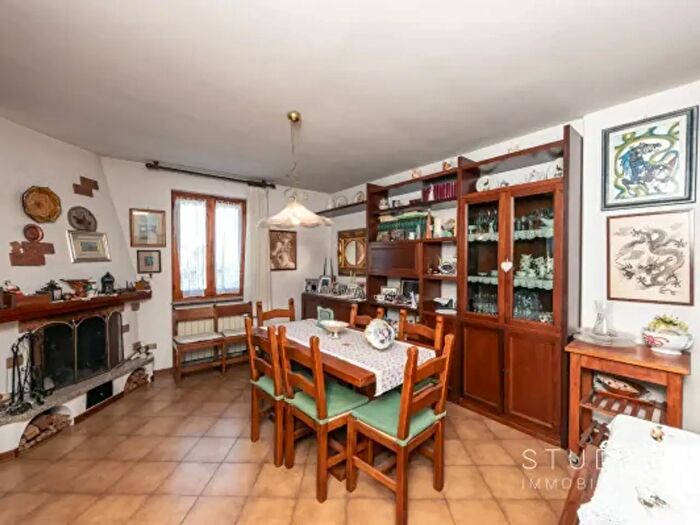 Casa con 6 locali in vendita in Via del Paradiso a San Pantaleo, Pistoia