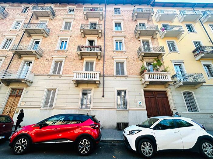 Appartamento bilocale in affitto in Via Beaulard, Pozzo Strada, Torino