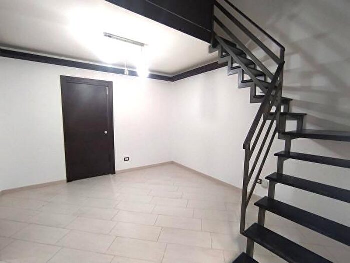 Appartamento bilocale in affitto in Via Concordia, Napoli