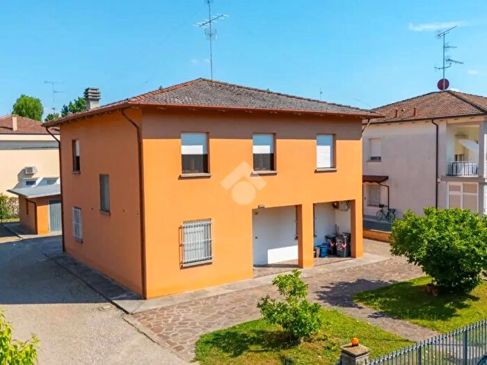 Casa con 5 locali in vendita in Via Martin Luther King, Baricella