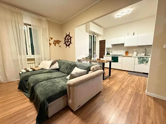 Appartamento bilocale in vendita in Via Giovanni XXIII, Genova