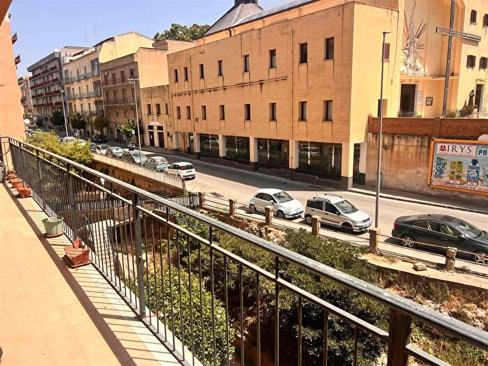 Appartamento con 5 locali in vendita in Via Cappuccini, Sciacca