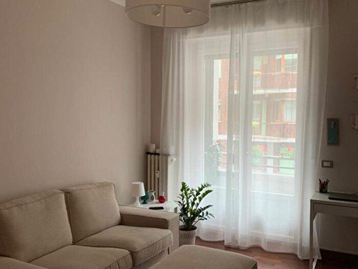 Appartamento bilocale in affitto in Amendola Buonarroti, Milano