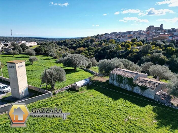 Casa bilocale in vendita in Cda Pignati Sn, Canicattini Bagni