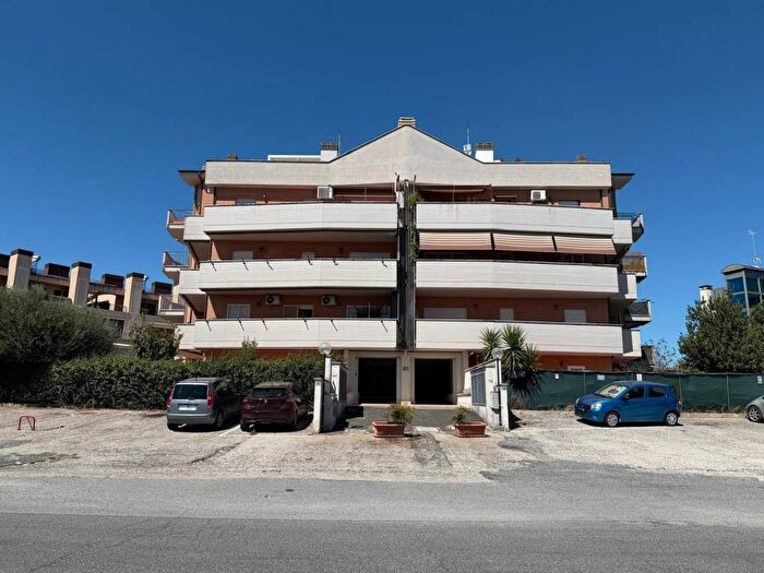 Appartamento bilocale in affitto in Via Milano, Fiano Romano