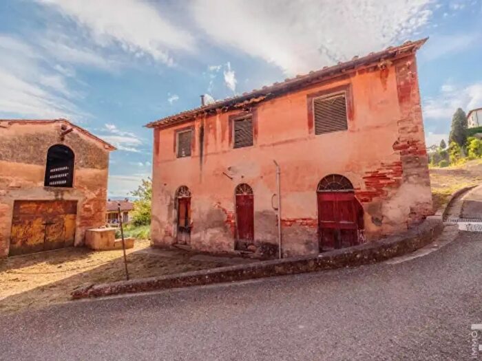 Casa con 6 locali in vendita in Via della Costa Vecchia, Palaia