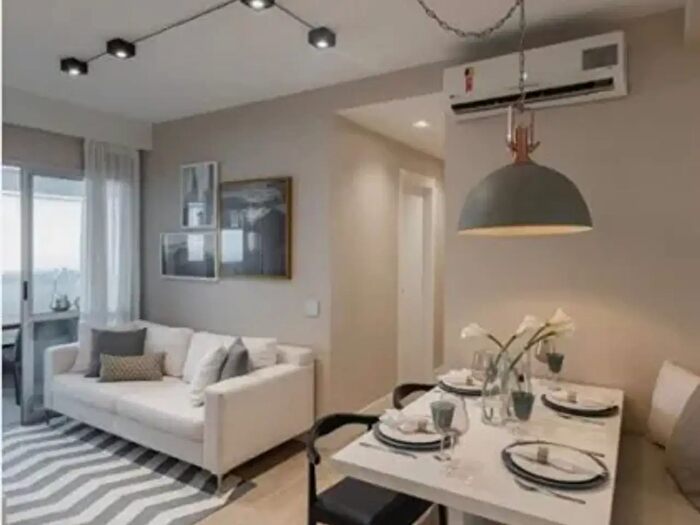Appartamento trilocale in vendita in Via di Novoli, Firenze