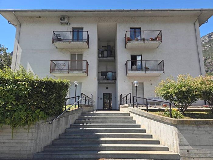Appartamento quadrilocale in affitto in Centro, Chatillon