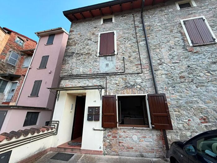 Appartamento monolocale in vendita in Medesano