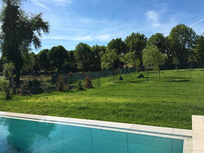 Casa con 5 locali in affitto in Pietrasanta