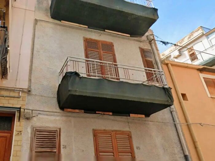 Appartamento trilocale in vendita in Via Palermo, Casteldaccia