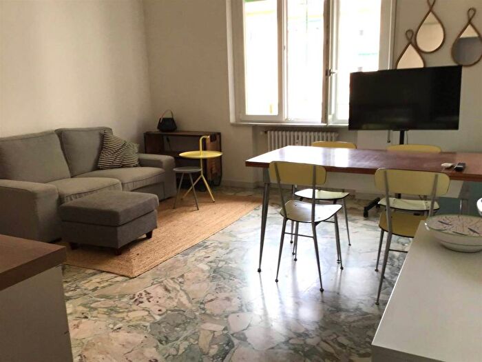 Appartamento trilocale in affitto in Via Augusto Baldesi, Campo di Marte, Firenze