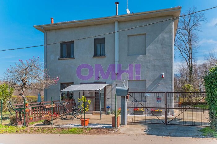 Casa con 6 locali in vendita in Boschina, Gallarate