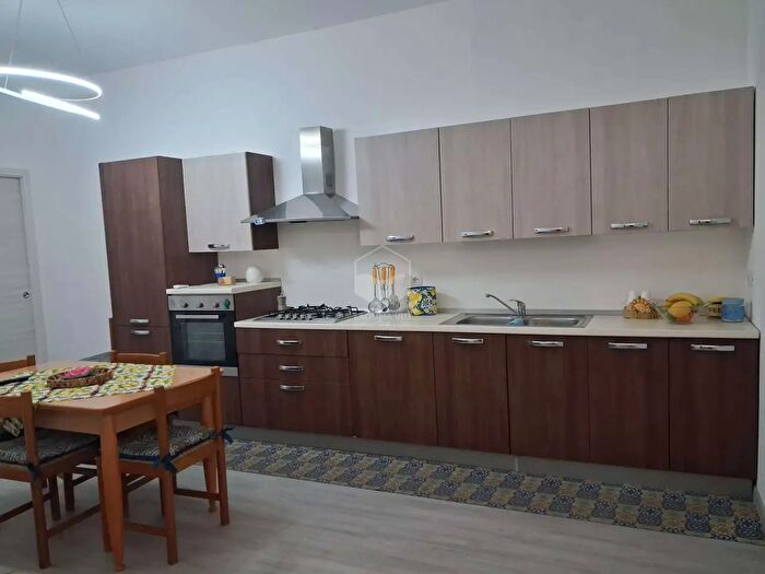 Appartamento trilocale in affitto in Via Castelvetrano, Mazara Del Vallo