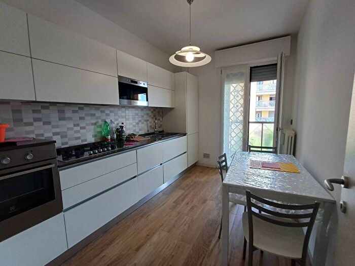 Appartamento quadrilocale in affitto in Via Pietro Spino, Canovine, Bergamo