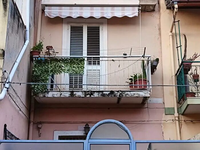 Casa trilocale in vendita in Via Consolare Valeria, Messina