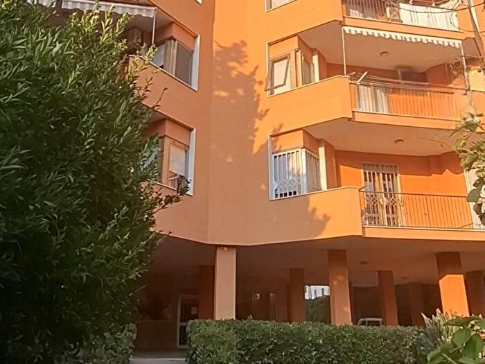 Appartamento trilocale in affitto in Via Marco Tullio Cicerone, Centro, Castellammare di Stabia