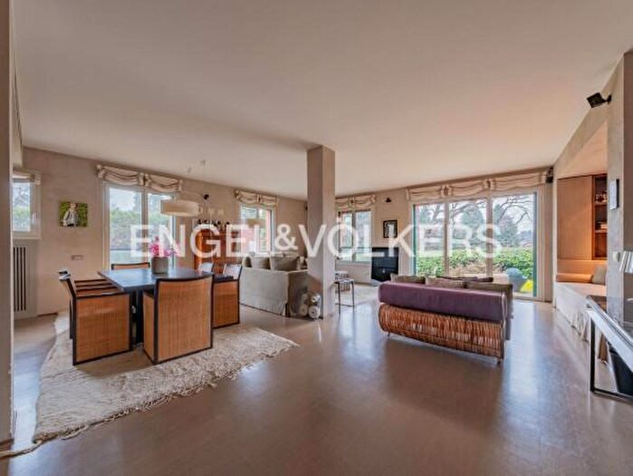 Appartamento con 5 locali in vendita in Via Alessandro Volta, Cassina Rizzardi