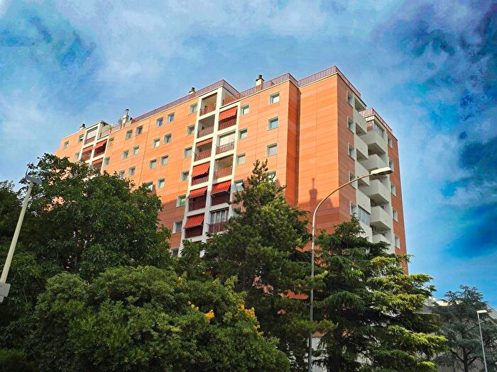 Appartamento trilocale in affitto in Via Giovanni Paisiello, Sant'Anna, Trieste