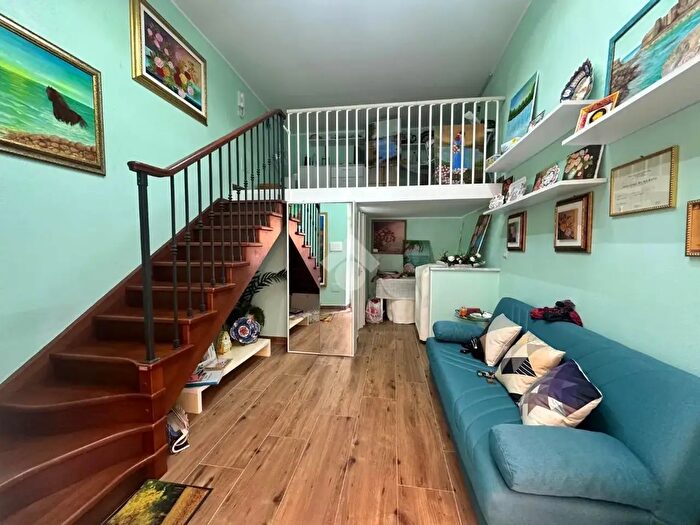 Appartamento monolocale in vendita in Via Pitagora, Crotone