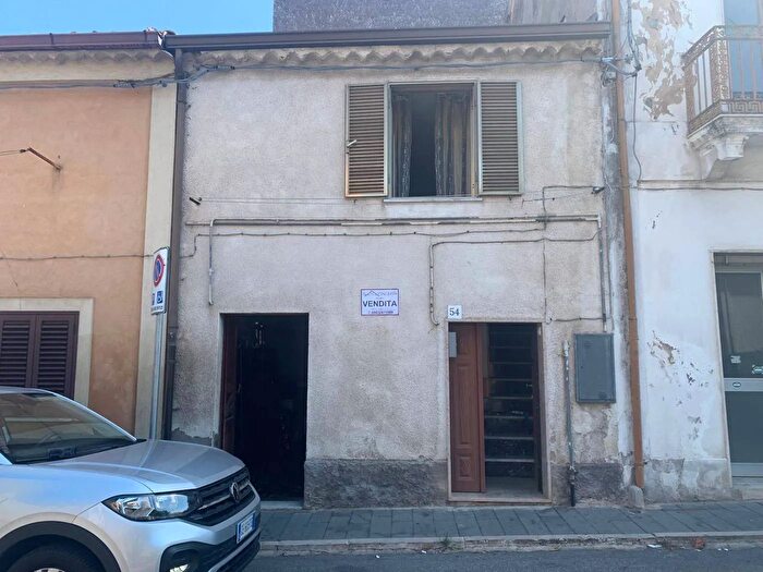 Casa trilocale in vendita in Via Milite Ignoto Vibo Valentia, Vibo Valentia