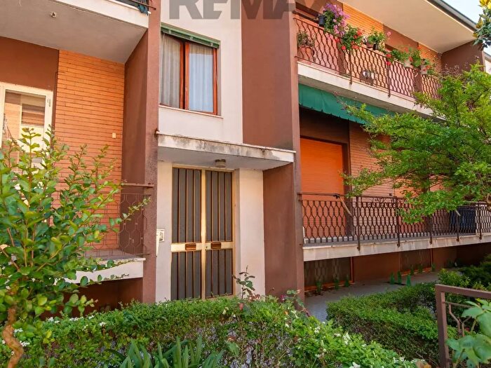 Appartamento con 5 locali in vendita in Via SantAntonio da Padova, Jesi