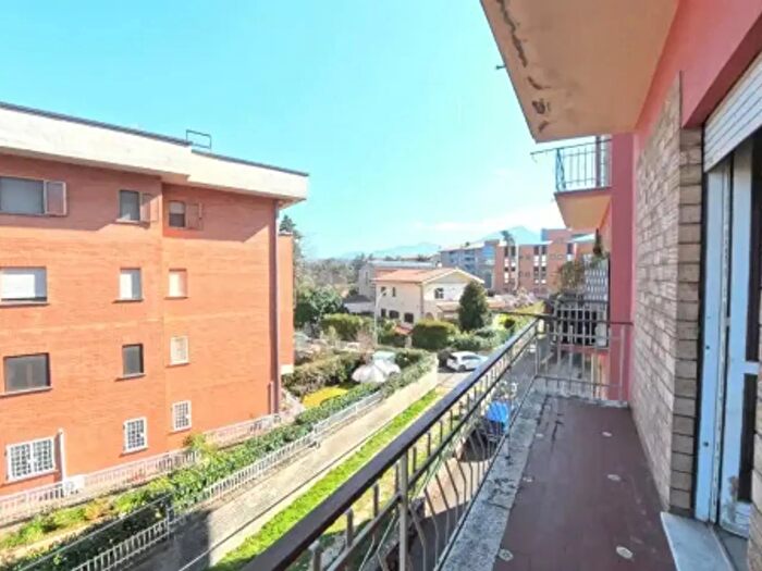 Appartamento trilocale in vendita in Via Giuseppe Angelo Manni, Viterbo