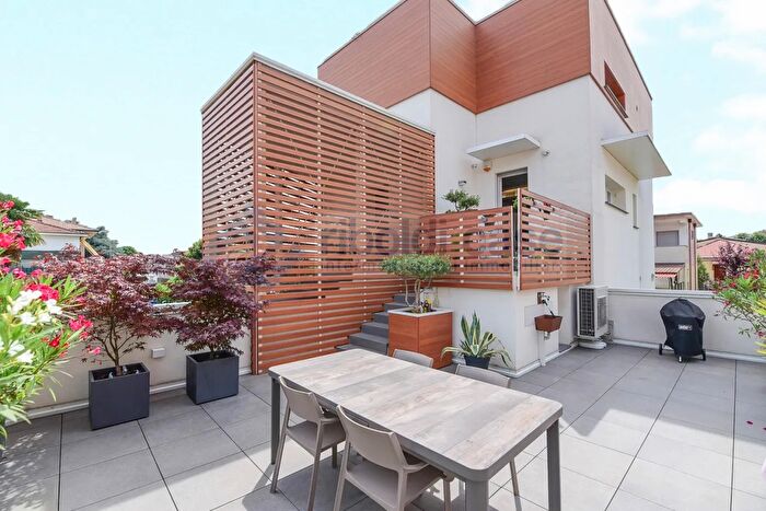 Casa quadrilocale in vendita in BovisioMasciago