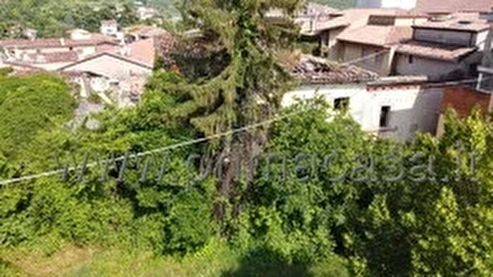 Casa con 18 locali in vendita in Via Celestino Ledri, Fumane