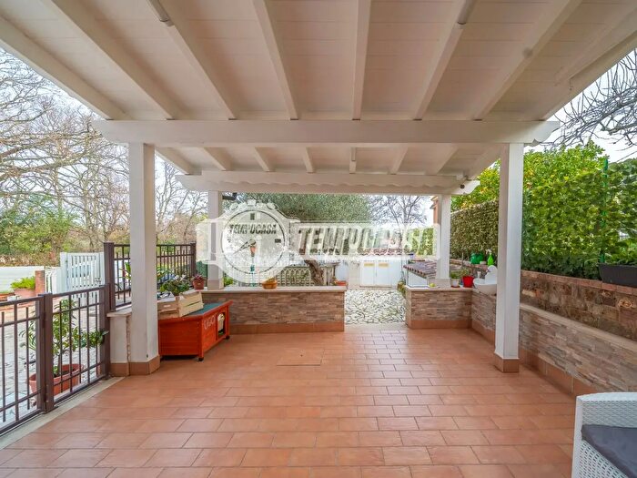 Appartamento trilocale in vendita in Fiumicino